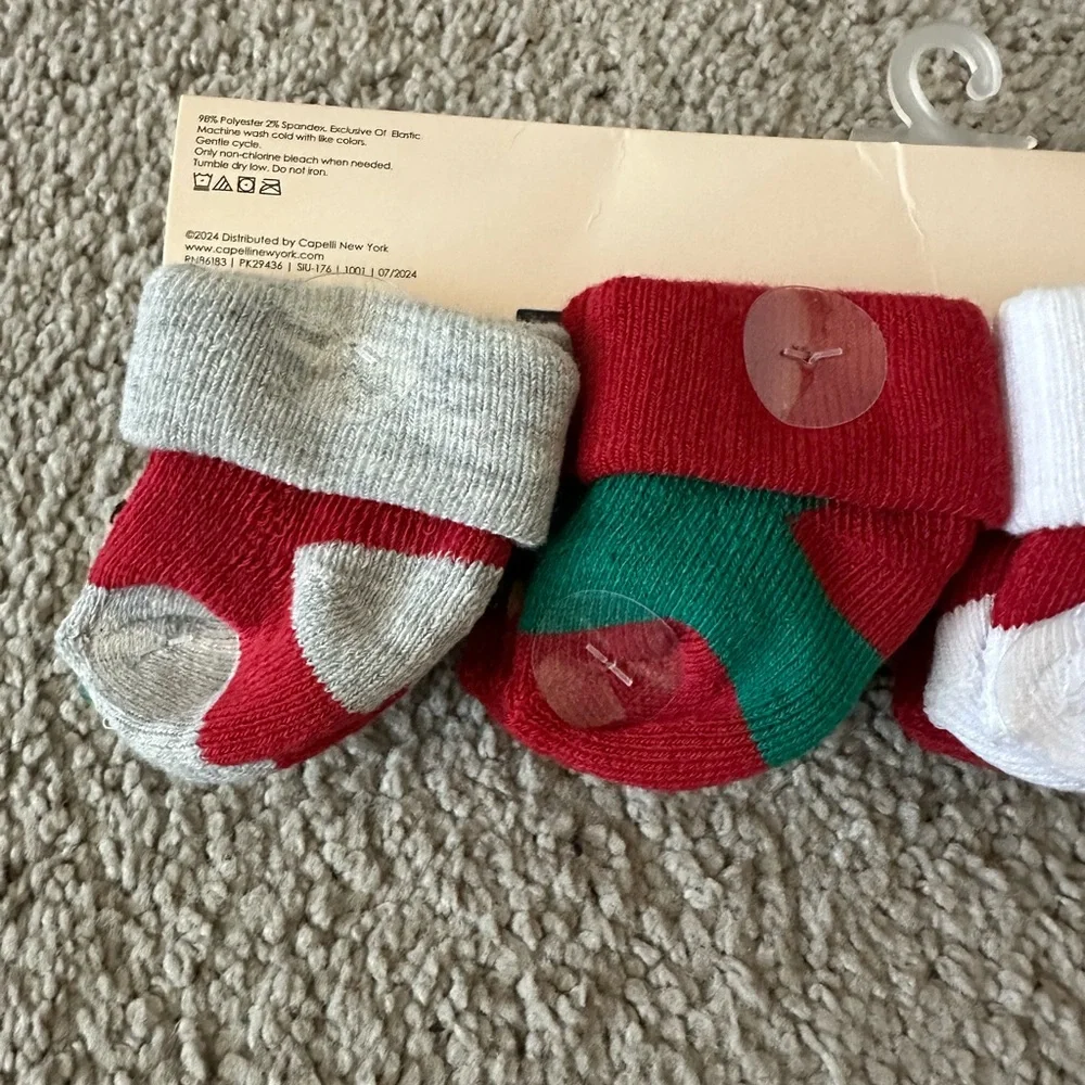 Capelli of New York Kids Holiday Socks Set - Red, Green, White